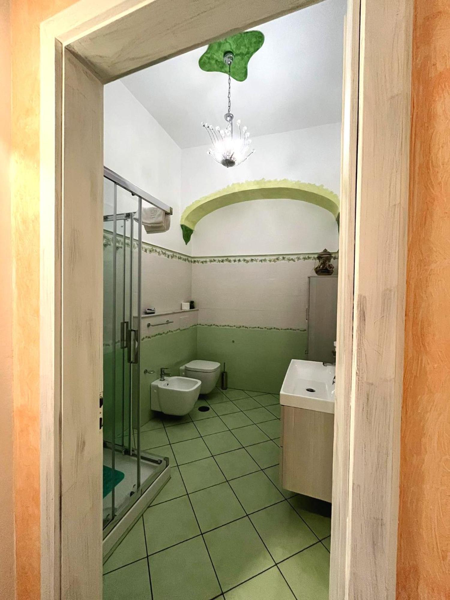 Il Borgo Bed & Breakfast Аджерола Екстериор снимка