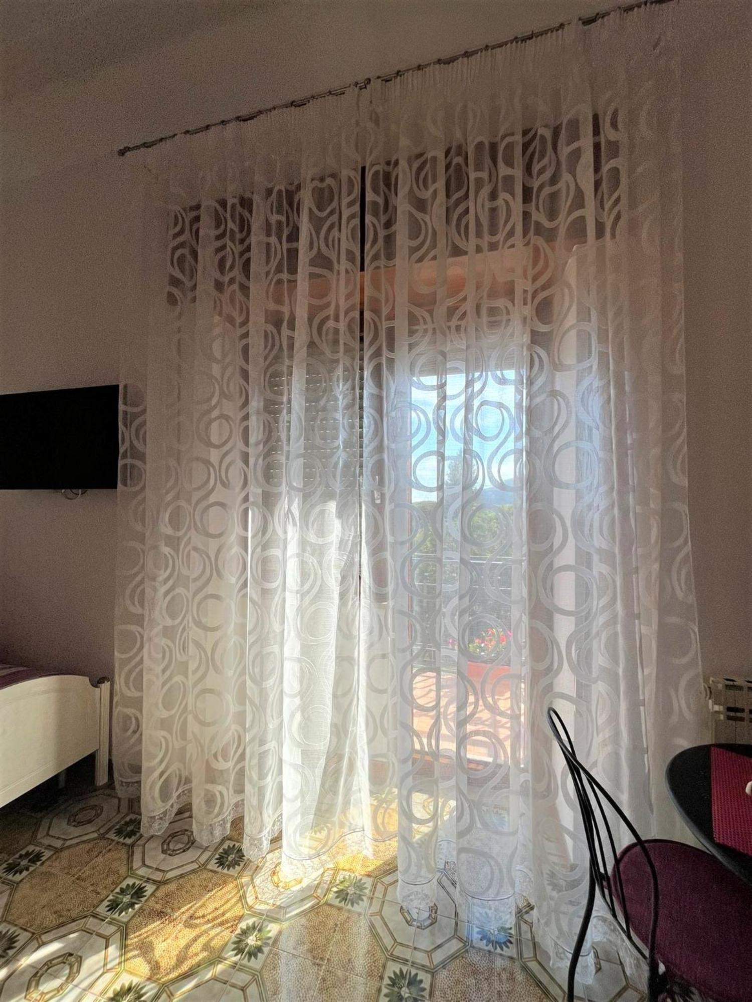 Il Borgo Bed & Breakfast Аджерола Екстериор снимка