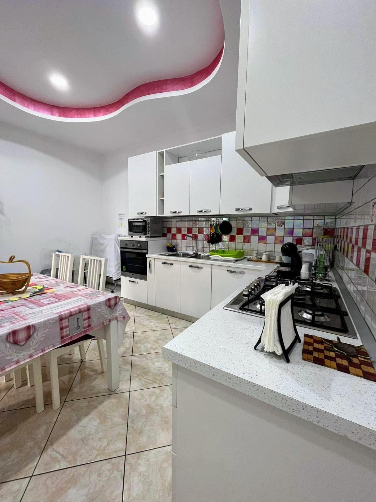 Il Borgo Bed & Breakfast Аджерола Екстериор снимка