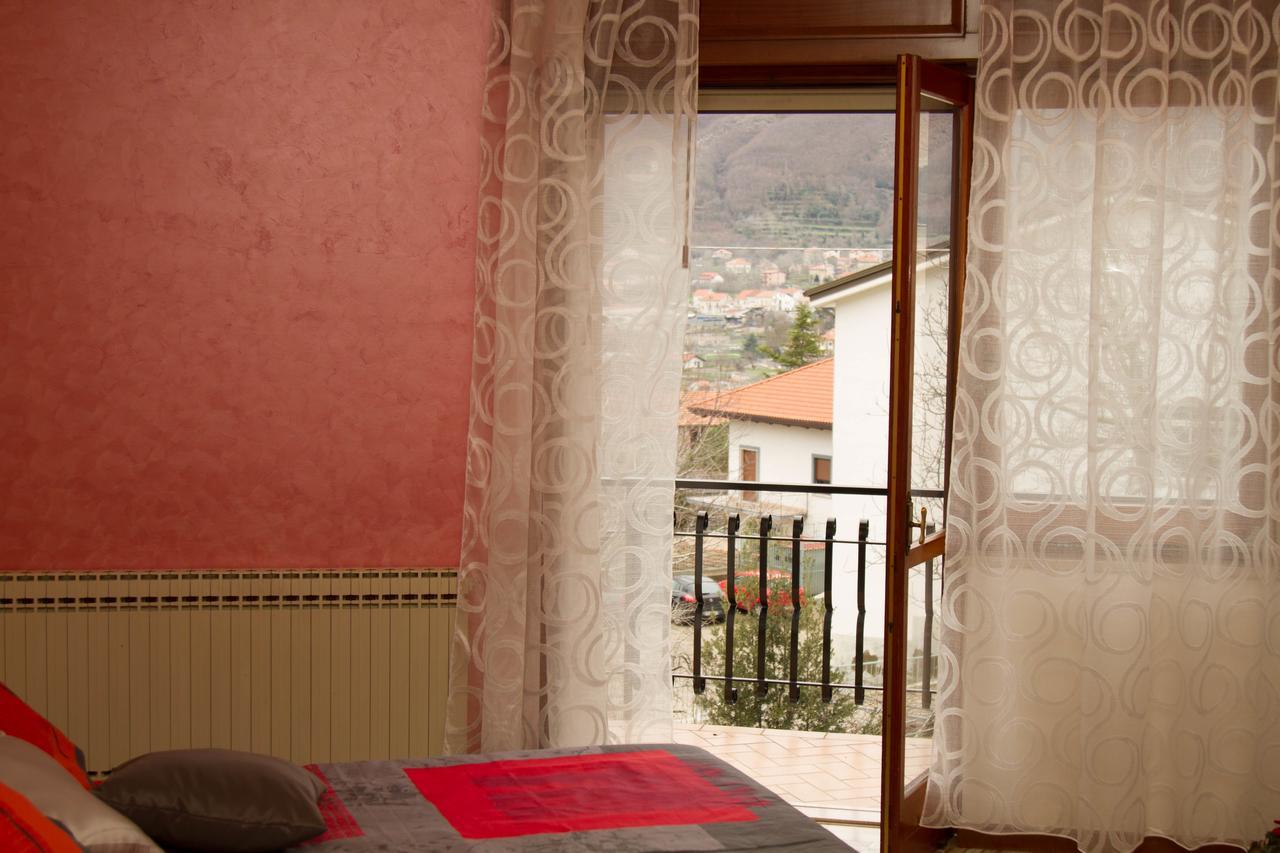 Il Borgo Bed & Breakfast Аджерола Екстериор снимка